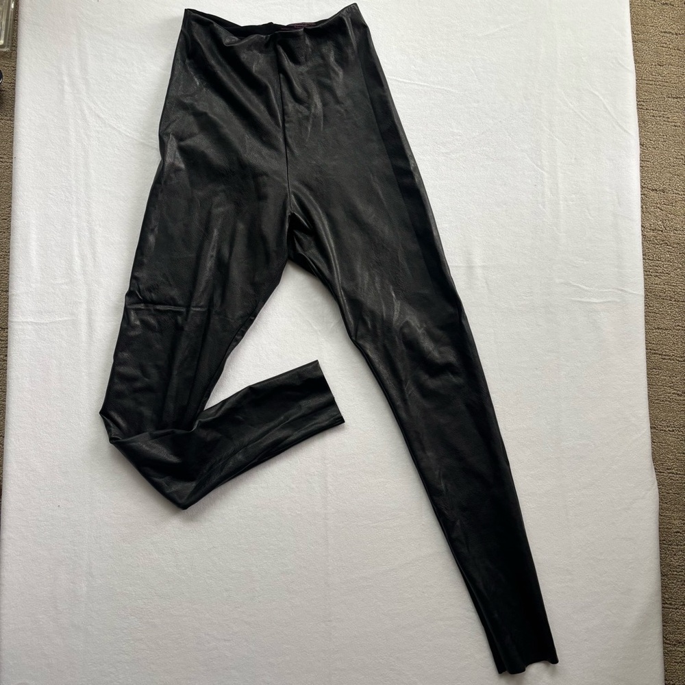 Commando Black Faux Leather leggings M